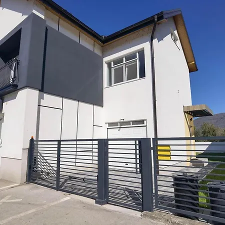 Delfin Apartment